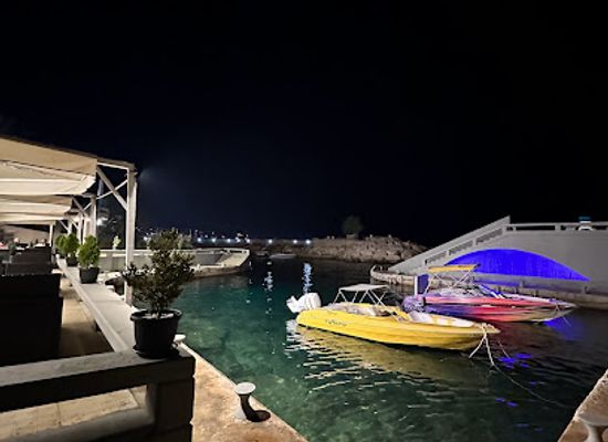lebanon/kesserwan/restaurant/sea-square-samar-resort
