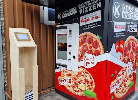 liechtenstein/ruggell/restaurant/pizzaautomat
