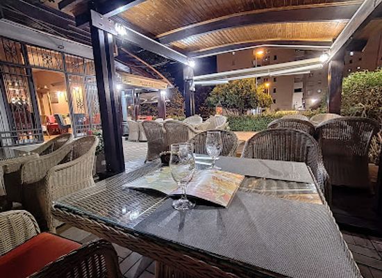 montenegro/bar/restaurant/coccopazzo-pizza-pasta-croque-more