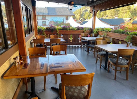 washington/leavenworth/restaurant/j-j-hills-restaurant-bar-in-leavenworth