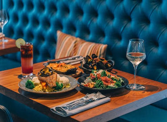 canada/maritimes/restaurant/the-five-fishermen
