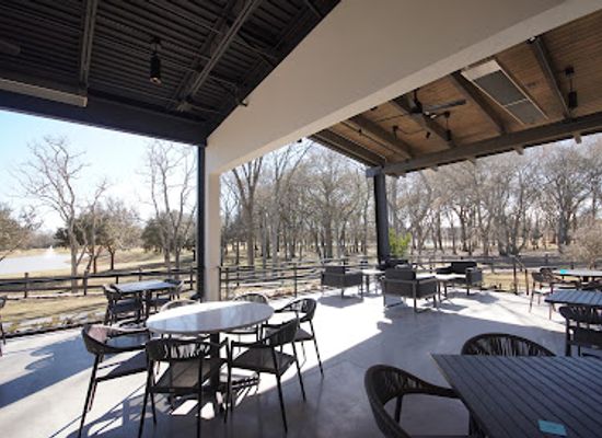texas/piney-woods/restaurant/pearl-vine