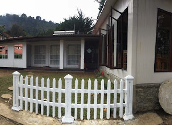 sri-lanka/nuwara-eliya/restaurant/grand-dewasiri-seafood-restaurant-cottage