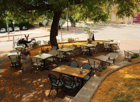 israel/zikhron-ya-akov/restaurant/iz-cafe