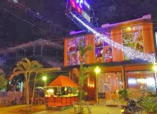 sri-lanka/ampara-district/restaurant/tfc-park-restaurant
