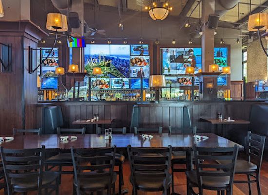 massachusetts/bristol-county/restaurant/barrett-s-waterfront
