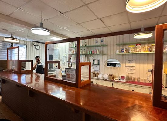 british-virgin-islands/road-town/restaurant/happy-lion-restaurant