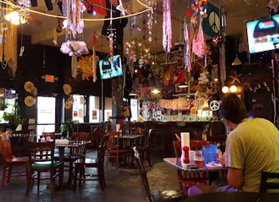 texas/gulf-coast/restaurant/gypsy-joynt