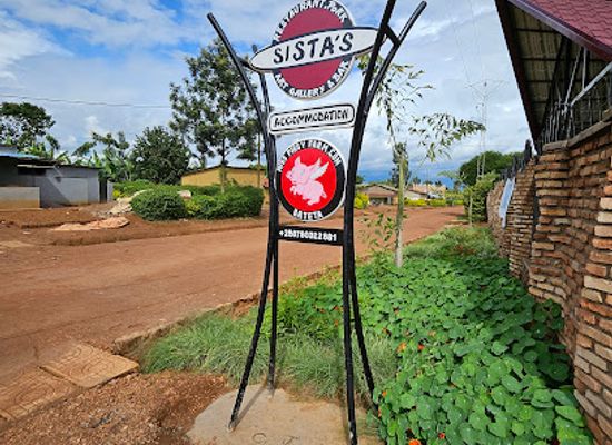 rwanda/muhazi-lake/restaurant/sista-s-art-gallery-restaurant-bar-accommodation