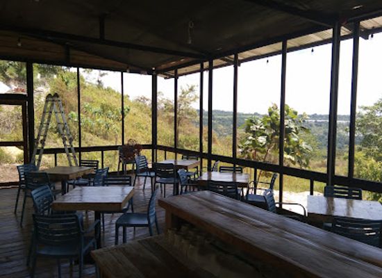 philippines/cagayan-de-oro/macasandig/restaurant/cuesta-roccia