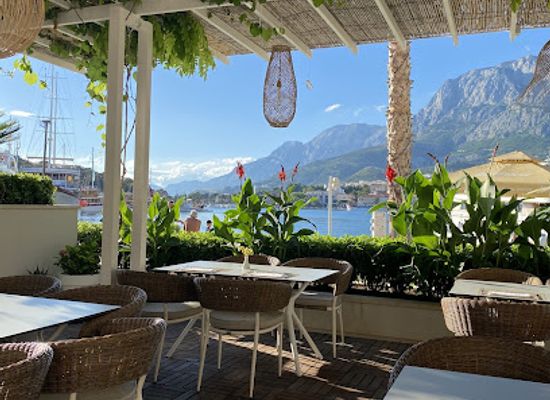 croatia/makarska/restaurant/sushi-bar-osejava
