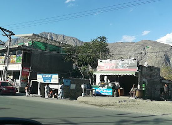 pakistan/gilgit-baltistan/restaurant/lahori-and-kashgari-foods