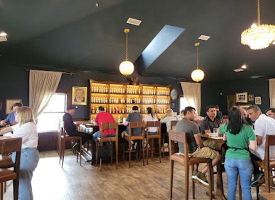 kentucky/bardstown/restaurant/the-bar-at-willett