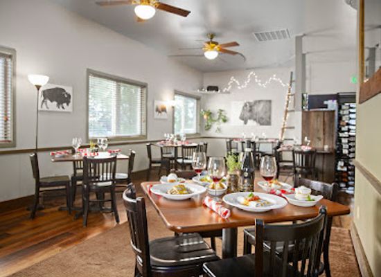 idaho/salmon-river/restaurant/ragazza-di-bufalo