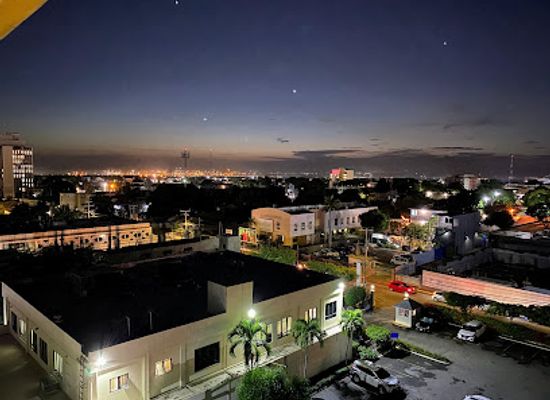 jamaica/kingston/new-kingston/restaurant/district-5