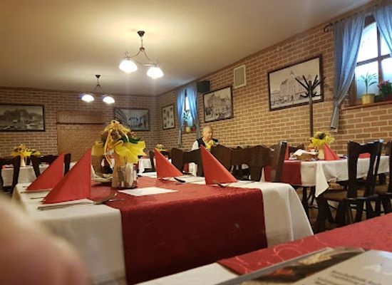 hungary/szombathely/restaurant/gol-vendeglo
