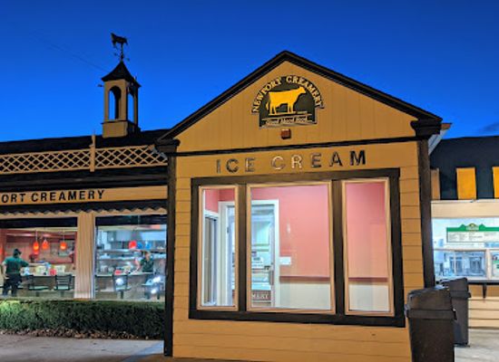 rhode-island/newport-cliff-walk/restaurant/newport-creamery