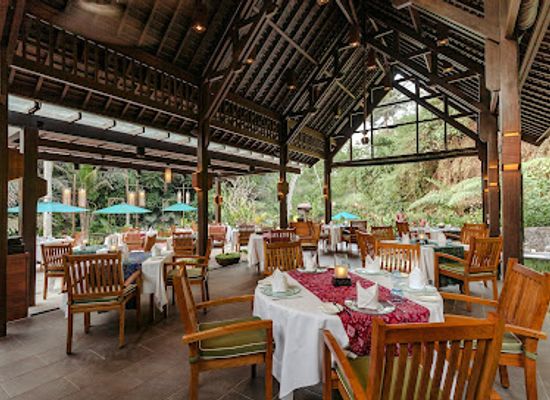 indonesia/bali/restaurant/the-swept-away-restaurant-ubud-by-the-samaya-ubud