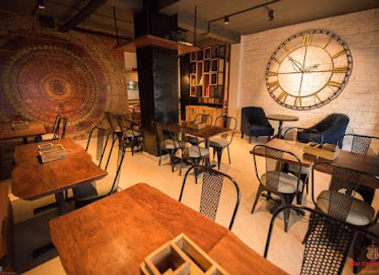 india/central-india/restaurant/the-melting-pot