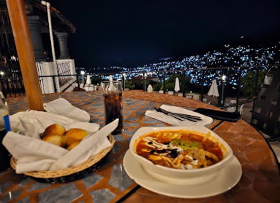 mexico/taxco/restaurant/el-taxqueno