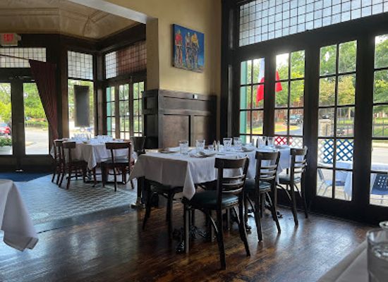 kentucky/lexington/restaurant/le-deauville