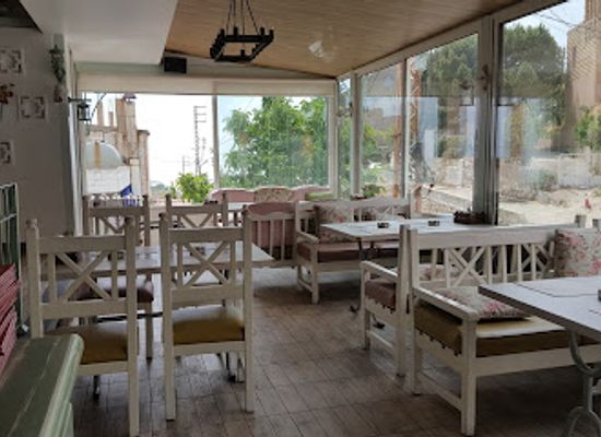 lebanon/kadisha-valley/restaurant/hanin-ehden