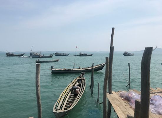 myanmar-burma/rakhine-state/restaurant/min-lan-fresh-seafood-and-rakhine-traditional-food-ngapali-branch