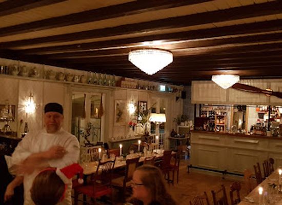 sweden/vastmanland/restaurant/vasteras-officersmass