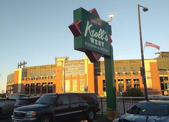 wisconsin/eastern-ridges-and-lowlands/restaurant/kroll-s-west