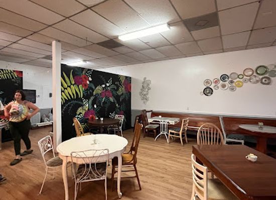 florida/lake-okeechobee/restaurant/nutmegs-cafe