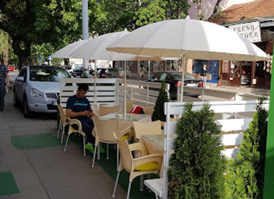 serbia/nisava/restaurant/familys-food