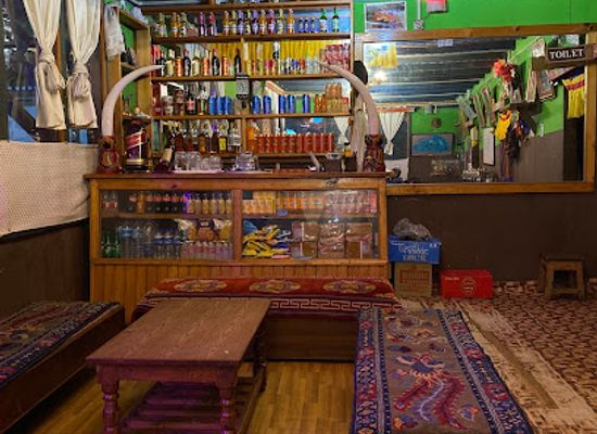 bhutan/bumthang/restaurant/food-bowl-kitchen