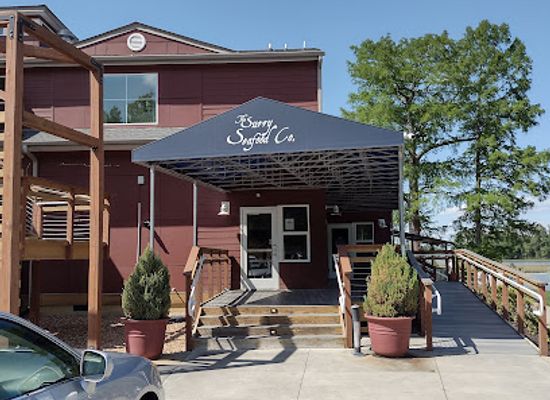 virginia/middle-peninsula/restaurant/the-surry-seafood-co