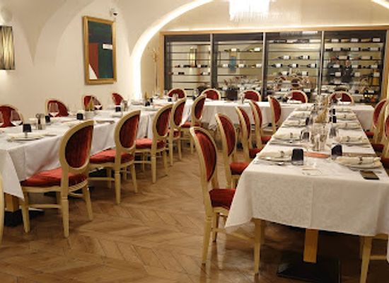 hungary/gyor/restaurant/lamareda-etterem-es-bisztro