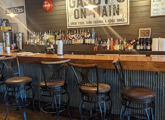 illinois/shawnee-hills/restaurant/gabby-s-on-main