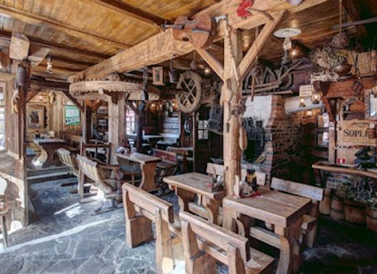poland/tatra-mountains/restaurant/gazdowo-kuznia-karczma