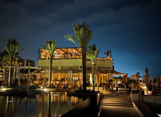 united-arab-emirates/al-batinah-coast/restaurant/beach-house-abu-dhabi