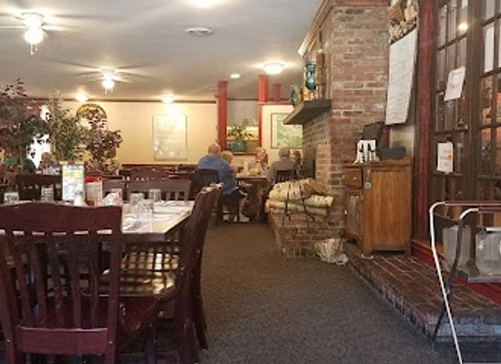 new-hampshire/concord/restaurant/makris-lobster-steak-house