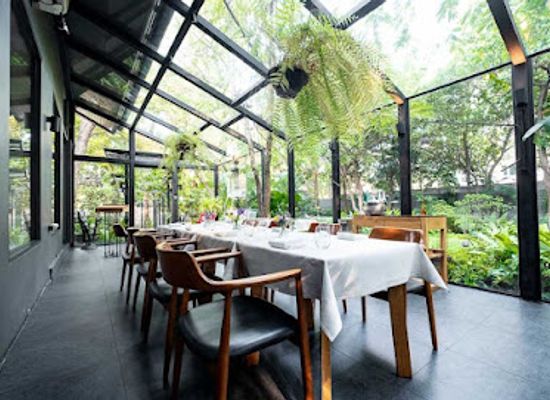 thailand/bangkok/restaurant/suhring