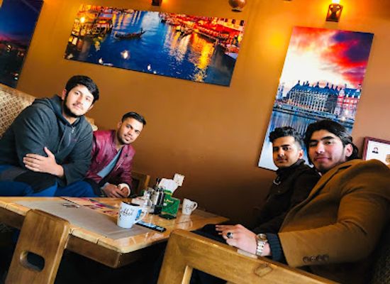 afghanistan/farah/restaurant/everest-pizza-restaurant