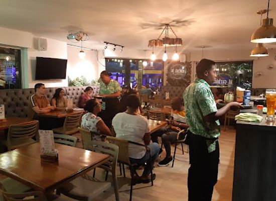 colombia/choco-biogeographic-region/restaurant/al-carbon-parrilla-bar