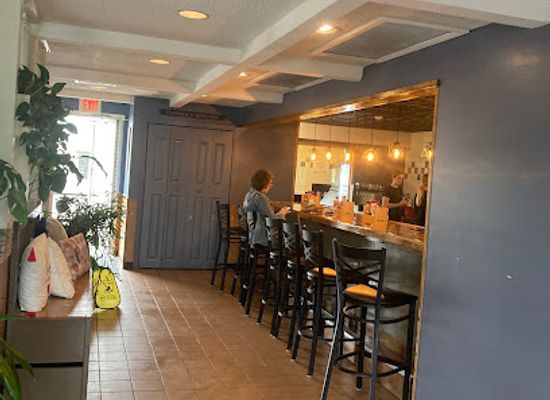 rhode-island/warwick/restaurant/pb-js