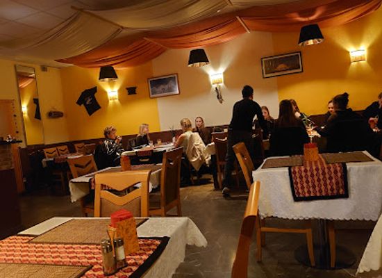 estonia/parnu-county/restaurant/mt-everest-restaurant