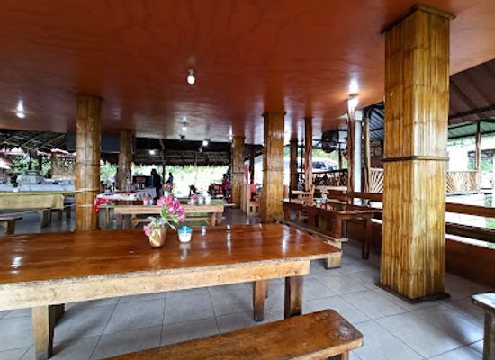 ecuador/amazon/restaurant/restaurante-paradero-dona-susi