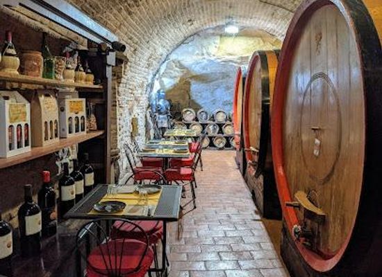italy/val-di-chiana/restaurant/fattoria-pulcino-cantina