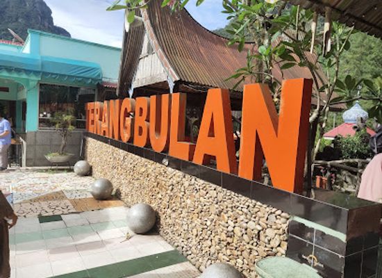 indonesia/sumatra/restaurant/terang-bulan-restaurant