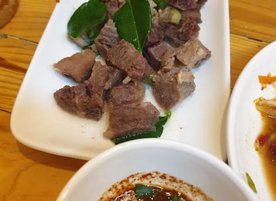 thailand/northeastern-thailand-isan/restaurant/bang-earn-isaan-cuisine