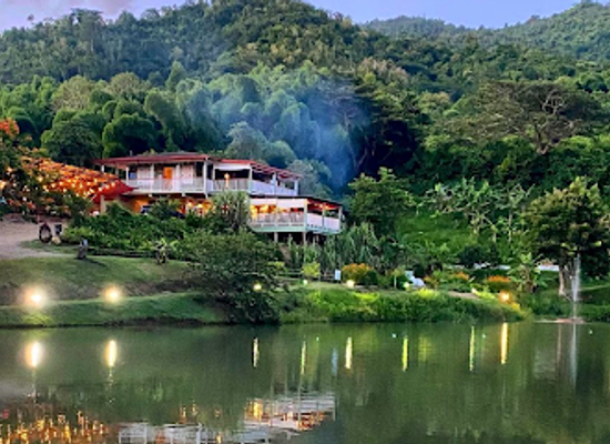 puerto-rico/mona-island/restaurant/bacoa-finca-fogon