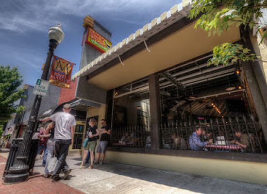 arkansas/central-arkansas/restaurant/gus-s-world-famous-fried-chicken
