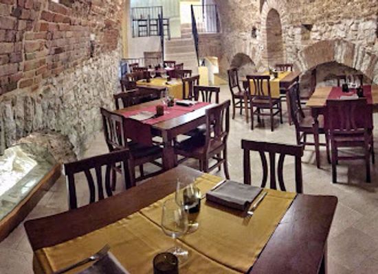 italy/molise/restaurant/osteria-cannavina